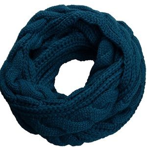 Twist Teal Chunky Warm Knit loop scarf NIP